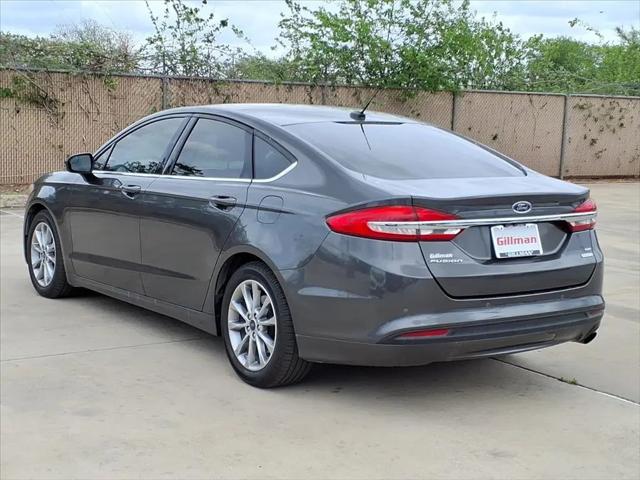 2017 Ford Fusion SE