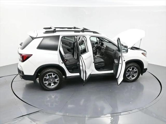 2023 Honda Passport AWD TrailSport