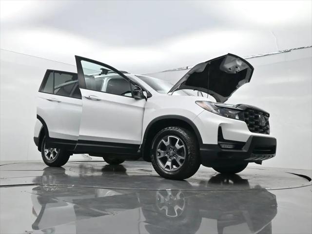 2023 Honda Passport AWD TrailSport