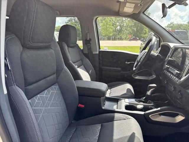 2026 Nissan Frontier Crew Cab SV 4x2