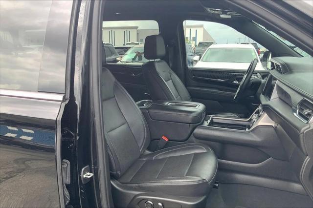 2023 GMC Yukon XL 4WD Denali