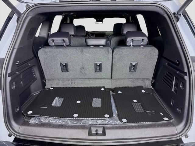 2026 GMC Acadia Denali AWD
