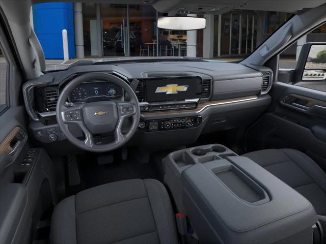 2026 Chevrolet Silverado 2500HD Crew Cab, Standard Bed, LT, 4WD