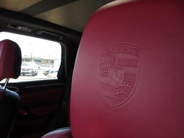 2016 Porsche Cayenne GTS