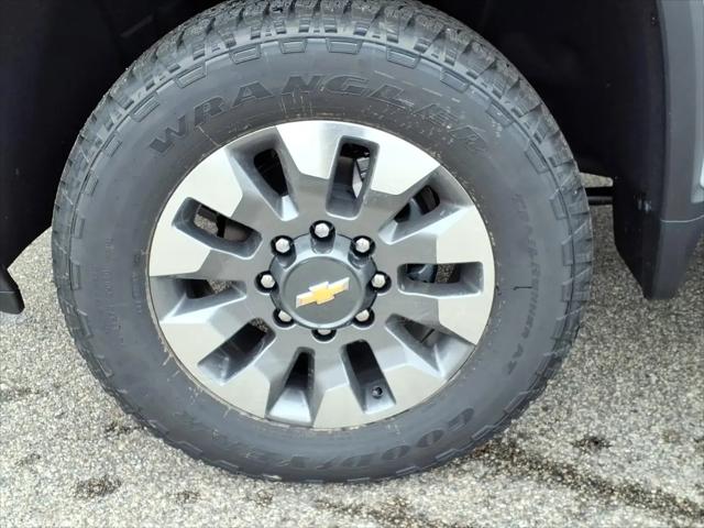 2026 Chevrolet Silverado 2500HD Crew Cab, Standard Bed, LT, 4WD
