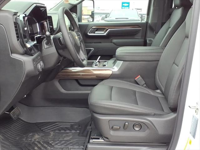 2026 Chevrolet Silverado 2500HD Crew Cab, Standard Bed, LT, 4WD