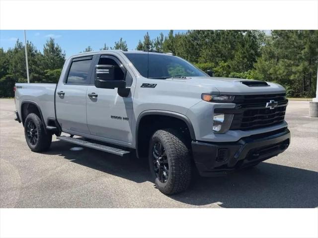 2025 Chevrolet Silverado 2500HD 4WD Crew Cab Standard Bed Custom