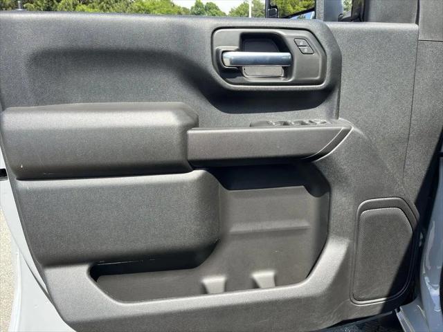 2025 Chevrolet Silverado 2500HD 4WD Crew Cab Standard Bed Custom