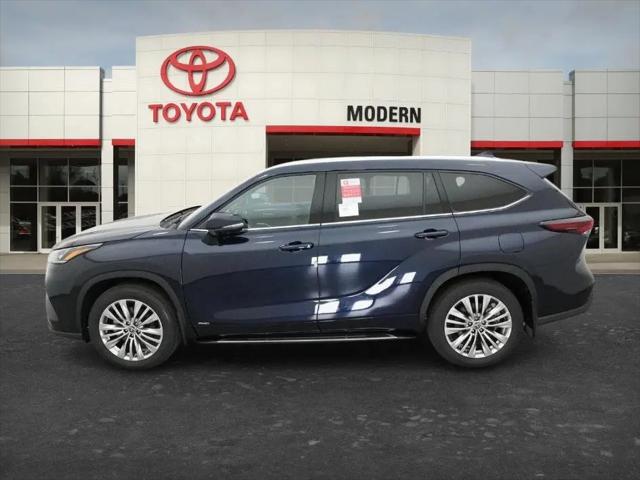 2026 Toyota Highlander Hybrid Platinum
