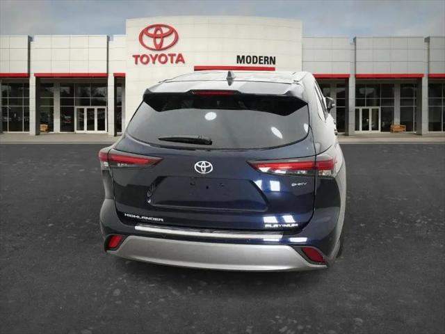 2026 Toyota Highlander Hybrid Platinum