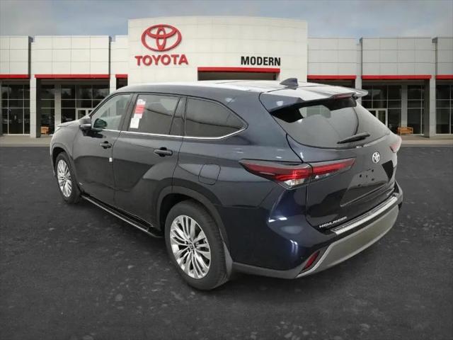 2026 Toyota Highlander Hybrid Platinum