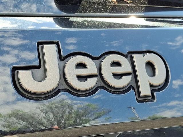 2016 Jeep Grand Cherokee 75th Anniversary