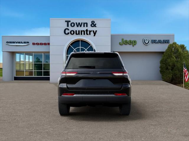 2026 Jeep Grand Cherokee Altitude 4x4