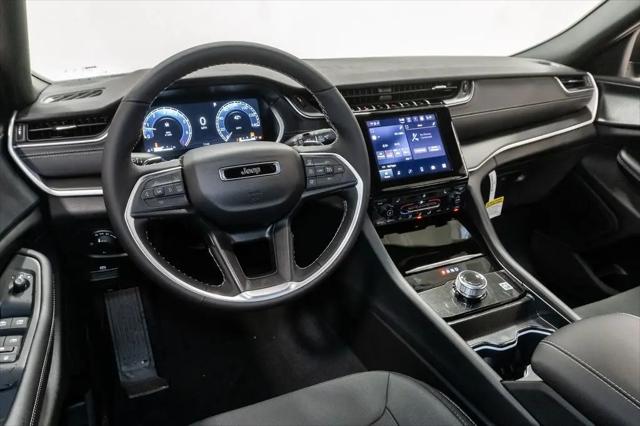 2026 Jeep Grand Cherokee Altitude 4x4