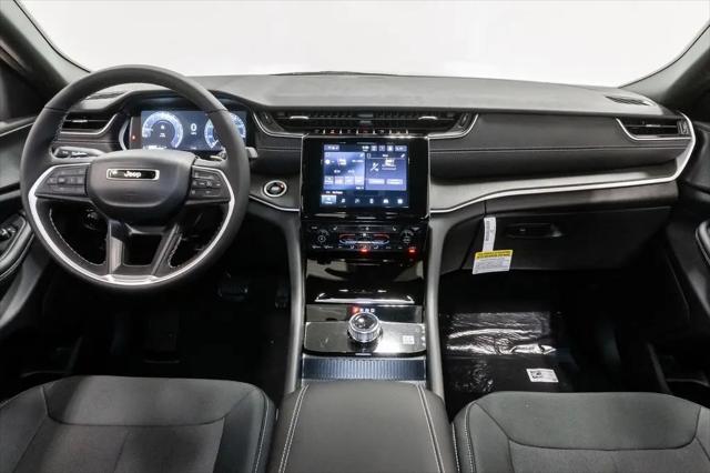 2026 Jeep Grand Cherokee Altitude 4x4