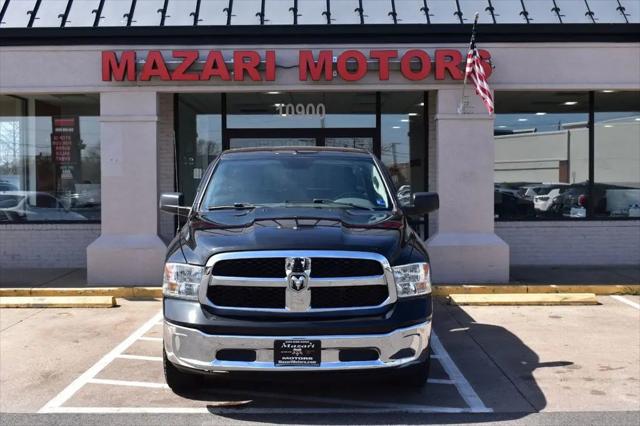 2019 Ram 1500 Classic SLT Crew Cab 4x4 6'4" Box