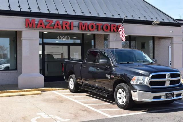 2019 Ram 1500 Classic SLT Crew Cab 4x4 6'4" Box