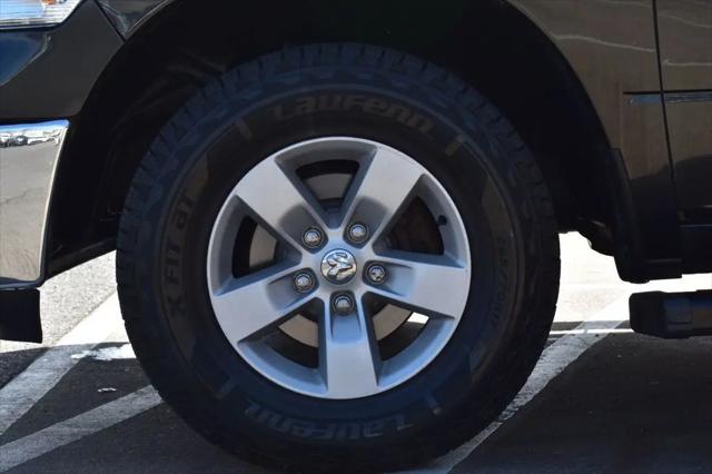 2019 Ram 1500 Classic SLT Crew Cab 4x4 6'4" Box