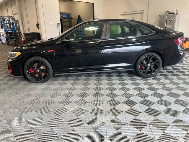 2024 Volkswagen Jetta GLI 2.0T Autobahn