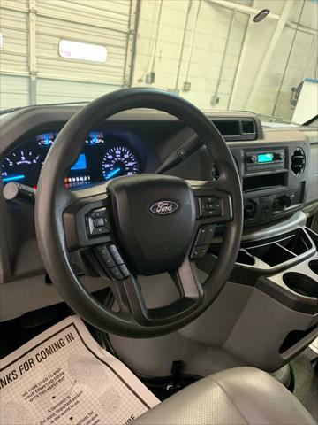 2023 Ford E-350 Cutaway E-350 DRW 176 WB