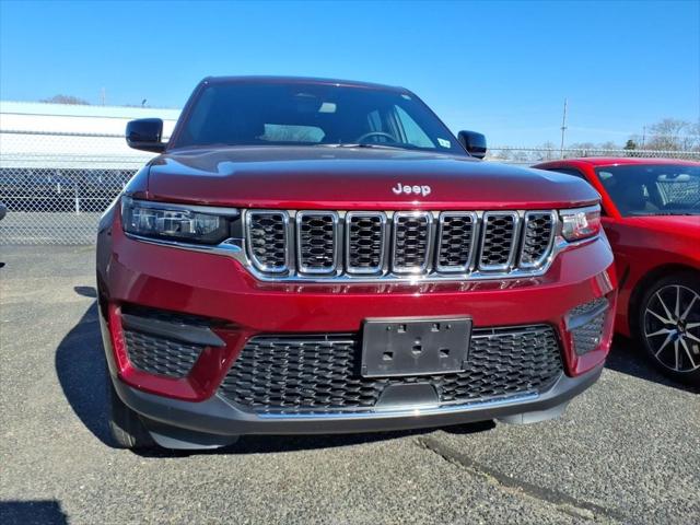 2024 Jeep Grand Cherokee Laredo X 4x4