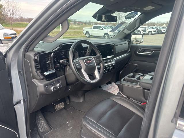 2025 GMC Sierra 1500 4WD Crew Cab Short Box SLT