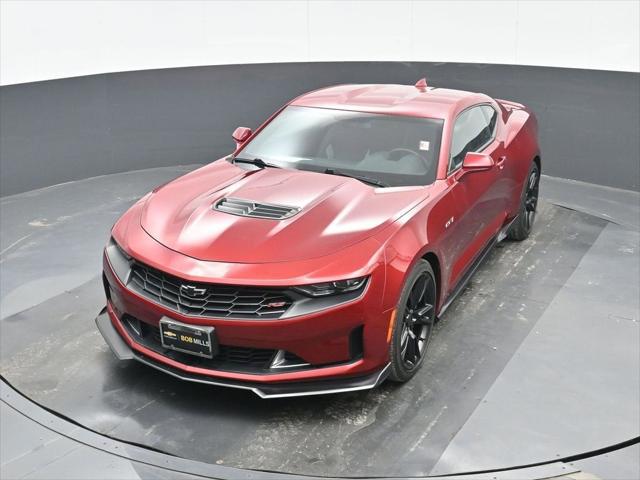 2021 Chevrolet Camaro RWD Coupe LT1