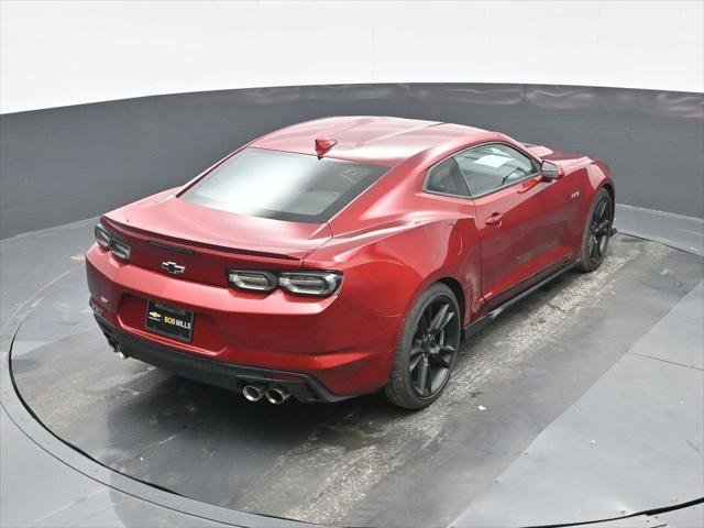 2021 Chevrolet Camaro RWD Coupe LT1