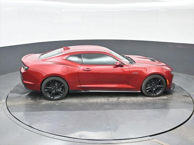 2021 Chevrolet Camaro RWD Coupe LT1