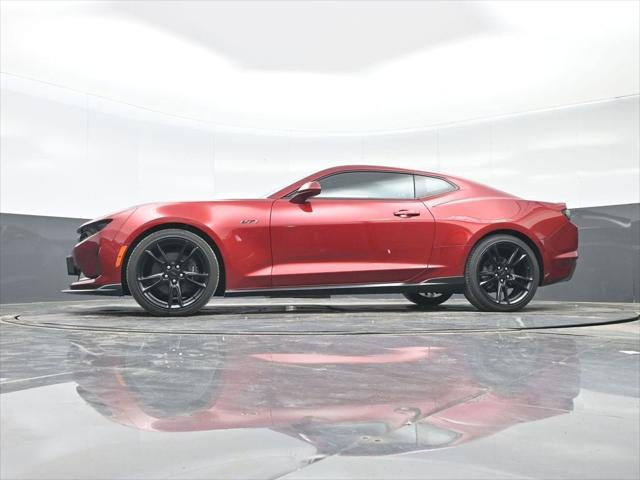 2021 Chevrolet Camaro RWD Coupe LT1