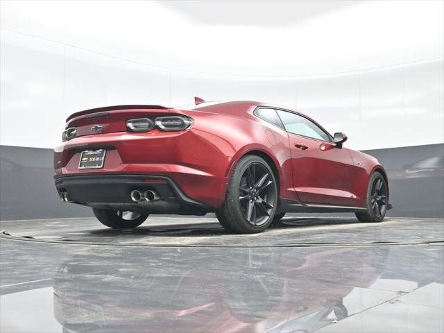 2021 Chevrolet Camaro RWD Coupe LT1