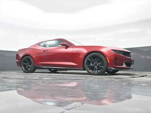 2021 Chevrolet Camaro RWD Coupe LT1