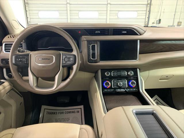 2022 GMC Yukon 4WD Denali