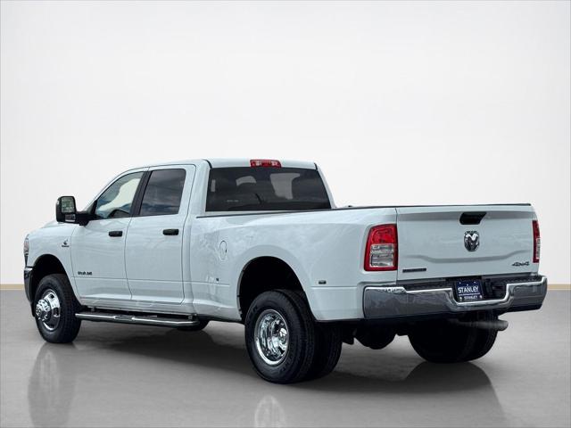 2024 Ram 3500 Big Horn Crew Cab 4x4 8' Box