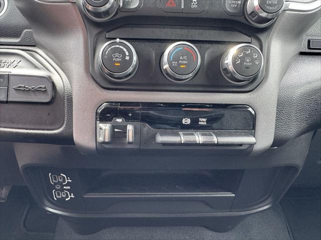 2024 Ram 3500 Big Horn Crew Cab 4x4 8' Box
