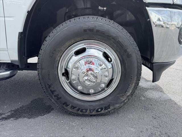 2024 Ram 3500 Big Horn Crew Cab 4x4 8' Box