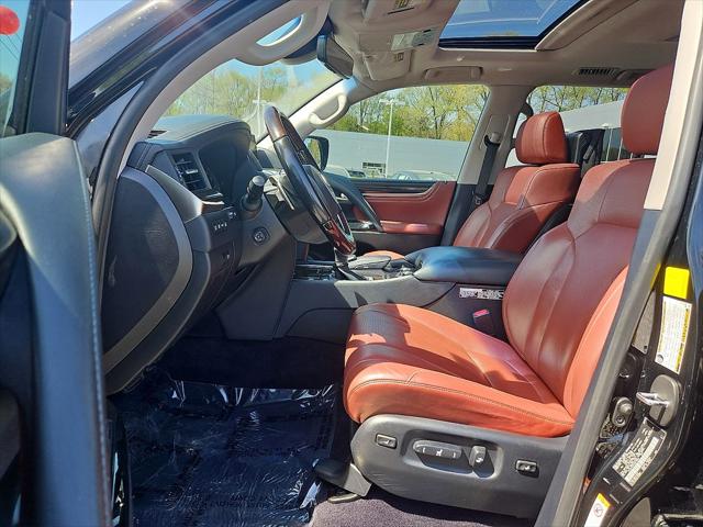 2016 Lexus LX 570 Base