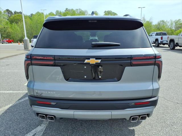 2026 Chevrolet Traverse FWD LT