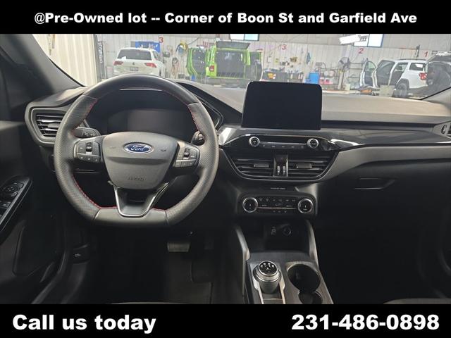 2025 Ford Escape ST-Line Select
