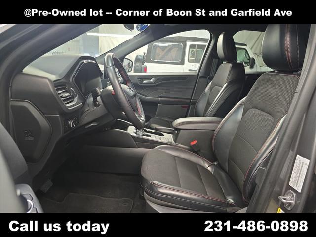 2025 Ford Escape ST-Line Select