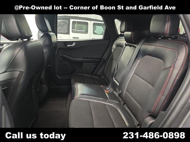2025 Ford Escape ST-Line Select