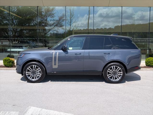 2026 Land Rover Range Rover P530 SE