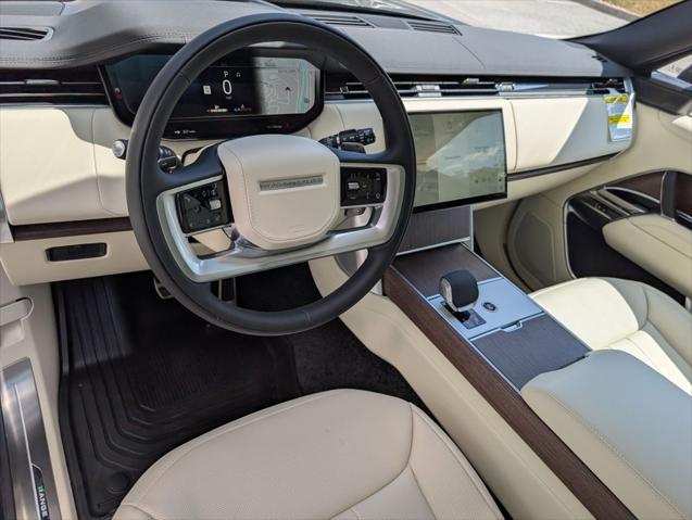 2026 Land Rover Range Rover P530 SE