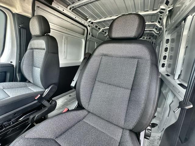 2026 Ram ProMaster Cargo Van Tradesman High Roof 159" WB w/Pass Seat