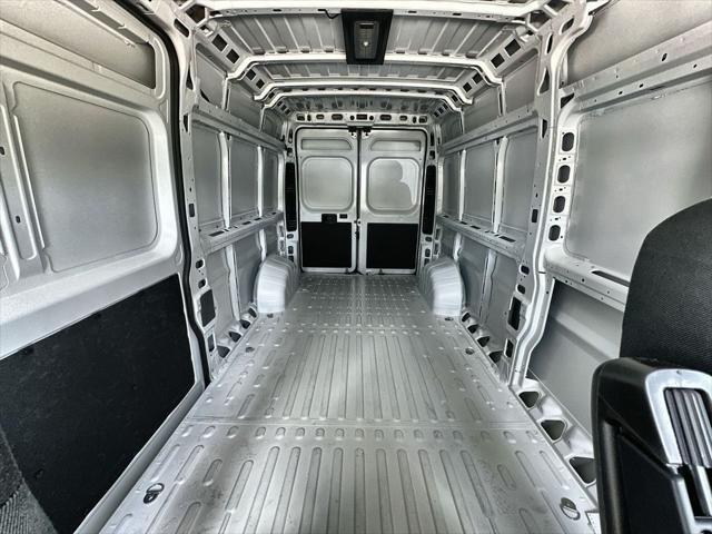 2026 Ram ProMaster Cargo Van Tradesman High Roof 159" WB w/Pass Seat