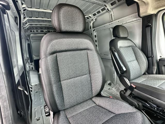 2026 Ram ProMaster Cargo Van Tradesman High Roof 159" WB w/Pass Seat