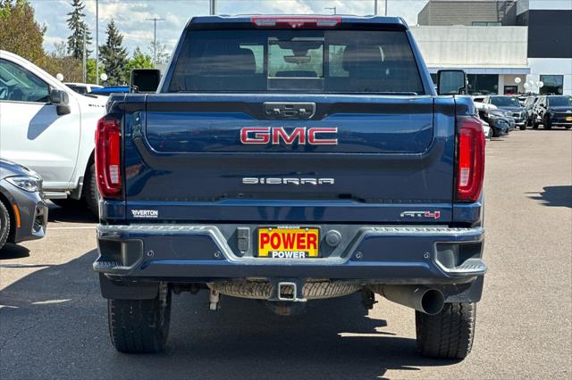 2022 GMC Sierra 2500HD 4WD Crew Cab Standard Bed AT4