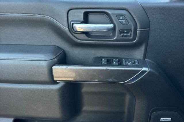 2022 GMC Sierra 2500HD 4WD Crew Cab Standard Bed AT4