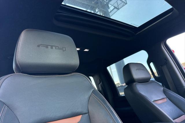 2022 GMC Sierra 2500HD 4WD Crew Cab Standard Bed AT4