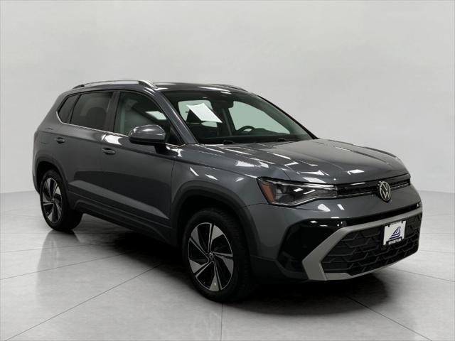 2025 Volkswagen Taos 1.5T SE for sale in Appleton, WI